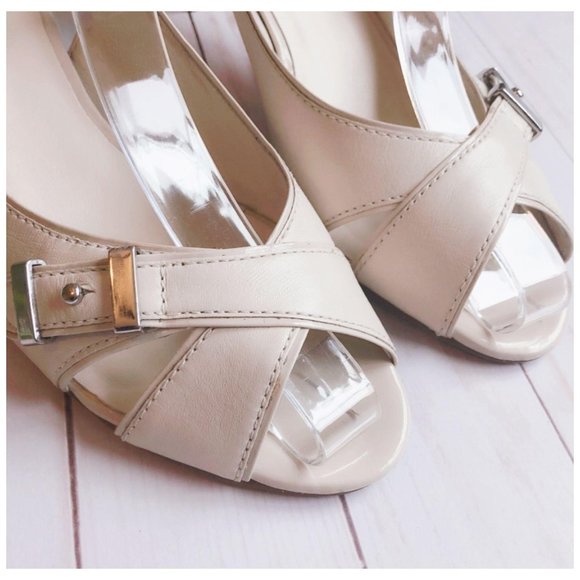 Cole Haan Nike Air Cream Slingback Heel Sz 8.5C - Picture 4 of 10